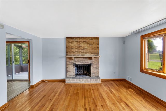 51 Revo Rd, Baldwin Boro, PA 15236