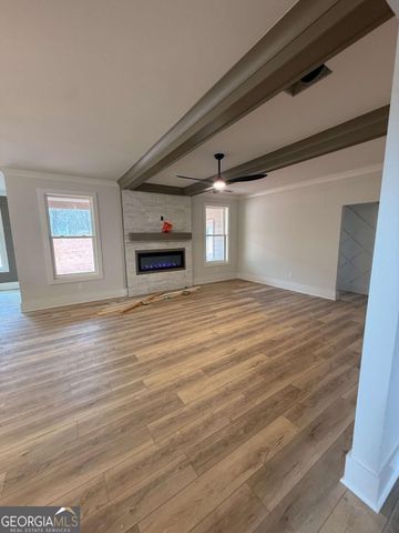 191 Thoroughbred Run, Hoschton, GA 30548