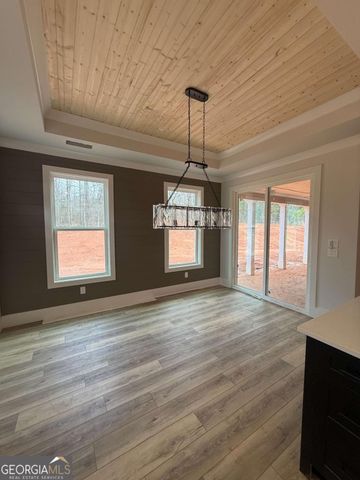 191 Thoroughbred Run, Hoschton, GA 30548