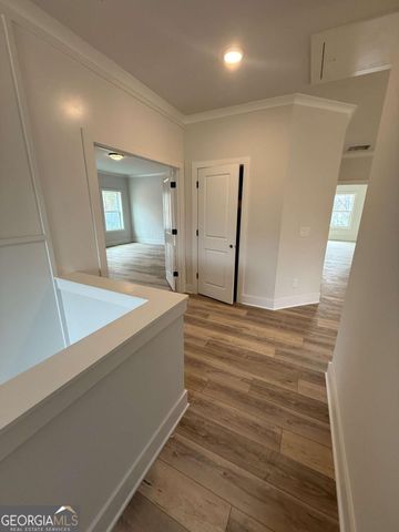 191 Thoroughbred Run, Hoschton, GA 30548