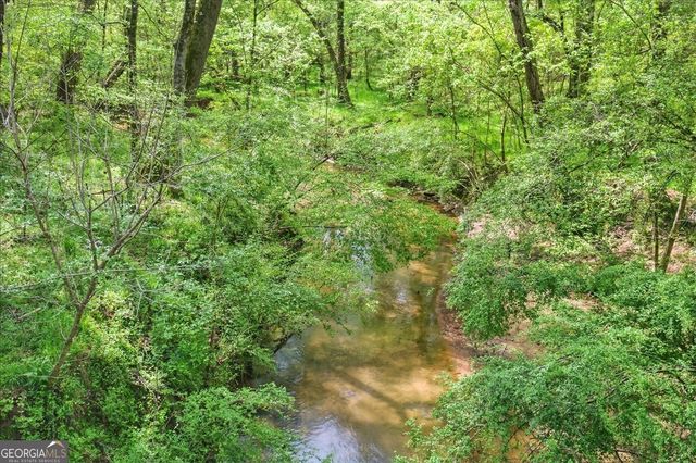 191 Thoroughbred Run, Hoschton, GA 30548
