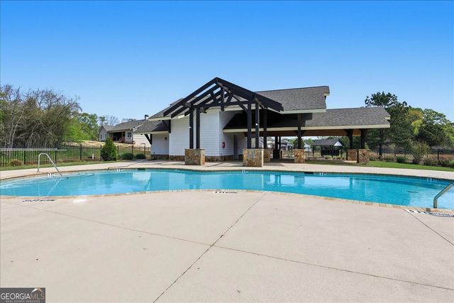191 Thoroughbred Run, Hoschton, GA 30548