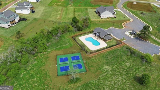 191 Thoroughbred Run, Hoschton, GA 30548