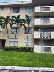 1800 Sans Souci Blvd 143, North Miami, FL 33181