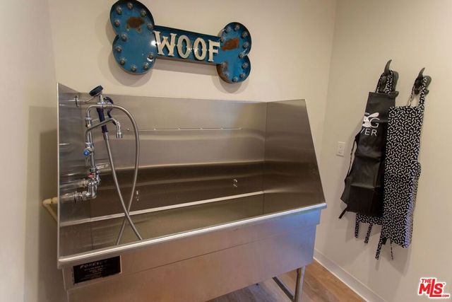 8017 W NORTON Avenue 402, West Hollywood, CA 90046