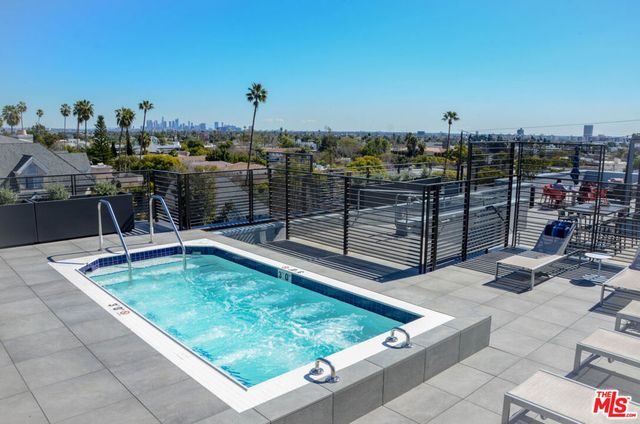 8017 W NORTON Avenue 402, West Hollywood, CA 90046