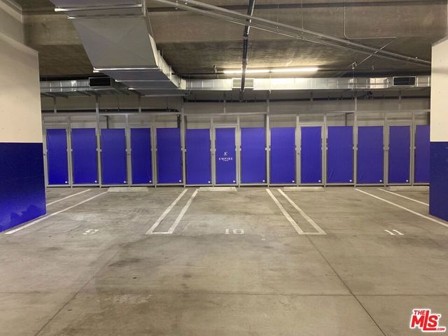 8017 W NORTON Avenue 402, West Hollywood, CA 90046