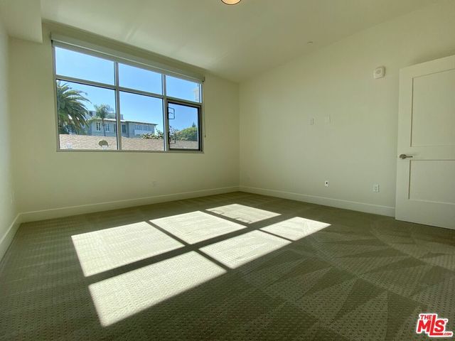 8017 W NORTON Avenue 402, West Hollywood, CA 90046