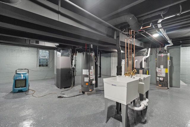 6800 Auburn AVENUE #6802, Wauwatosa, WI 53213