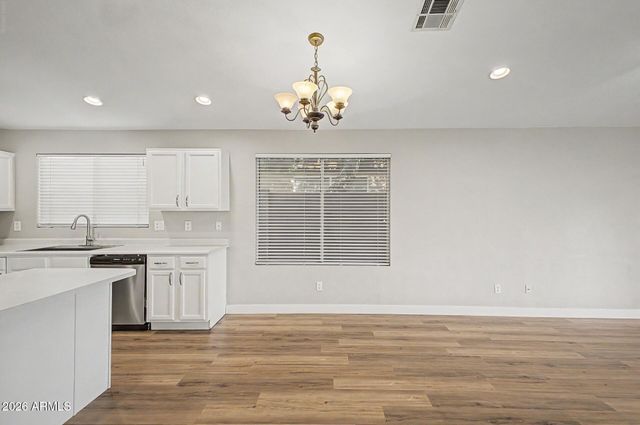 4961 E Holmes Avenue, Mesa, AZ 85206