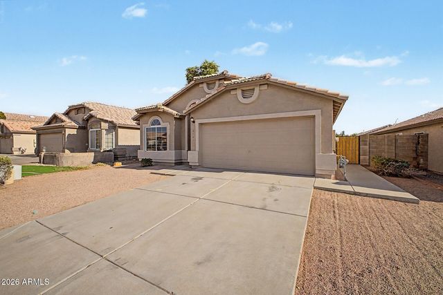4961 E Holmes Avenue, Mesa, AZ 85206