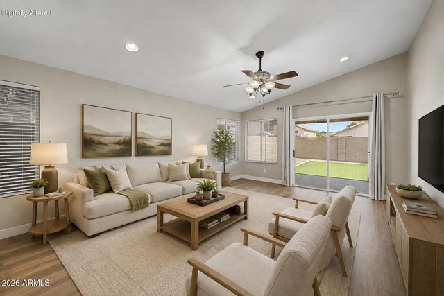 4961 E Holmes Avenue, Mesa, AZ 85206