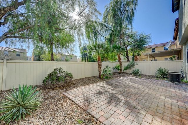 5389 Encino Springs Avenue, Las Vegas, NV 89139