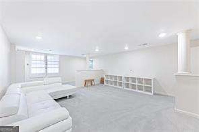 908 Lenox Hill Court NE, Atlanta, GA 30324