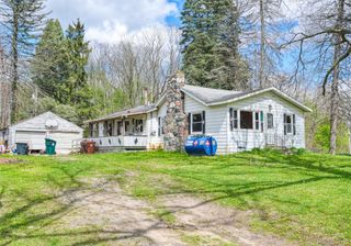 5704 Crandall Road, Howell Township, MI 48855