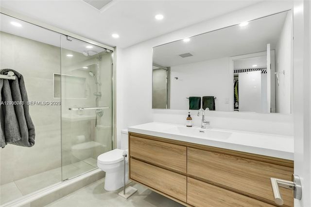 780 NE 69th St 1108, Miami, FL 33138