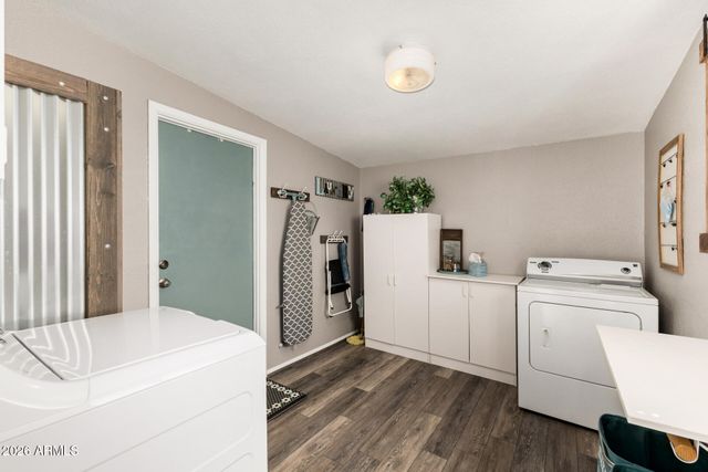 1379 S MAIN Drive, Apache Junction, AZ 85120