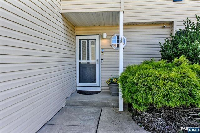 61 Ocean Gate Avenue, Berkeley, NJ 08721