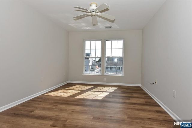 61 Ocean Gate Avenue, Berkeley, NJ 08721