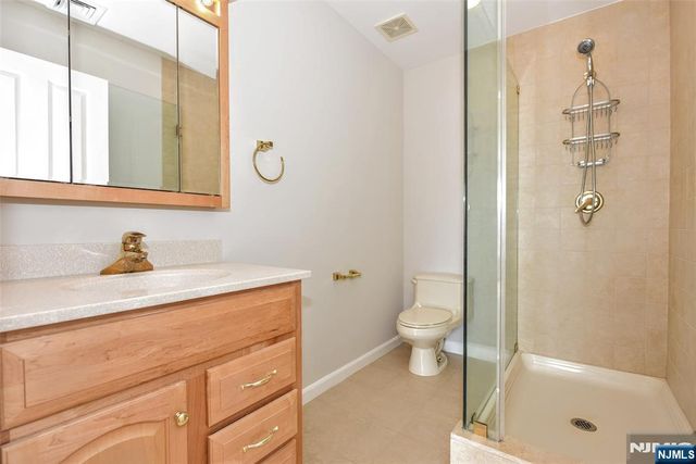 61 Ocean Gate Avenue, Berkeley, NJ 08721