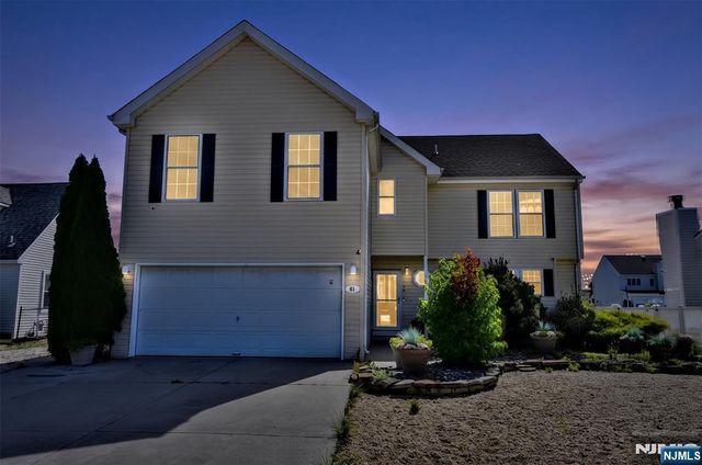 61 Ocean Gate Avenue, Berkeley, NJ 08721