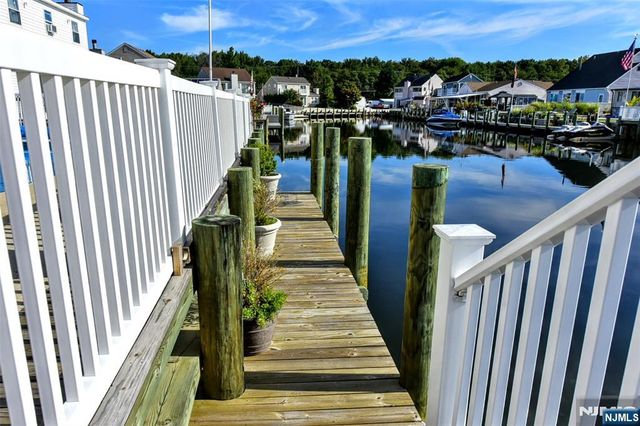 61 Ocean Gate Avenue, Berkeley, NJ 08721