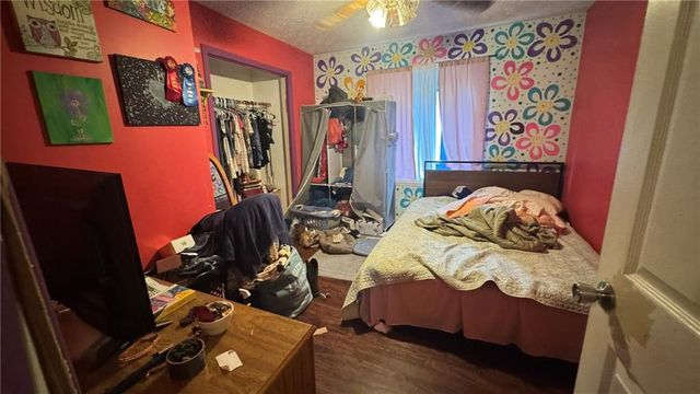4291 Farmbrook Lane NE, Kennesaw, GA 30144