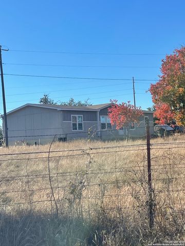 190 Gunther, Pipe Creek, TX 78063