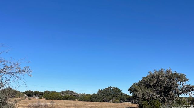 190 Gunther, Pipe Creek, TX 78063