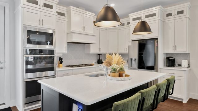 602 Winners Circle, Rowlett, TX 75088