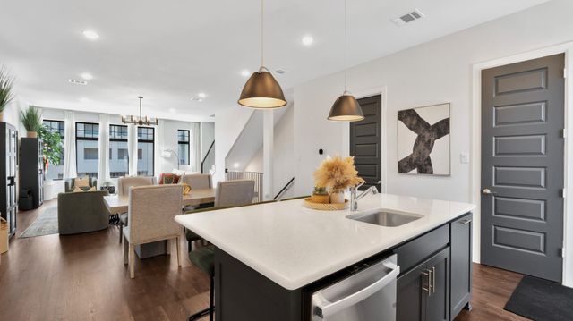 602 Winners Circle, Rowlett, TX 75088