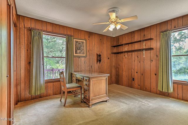 111 Skyline Drive, Bristol, TN 37620