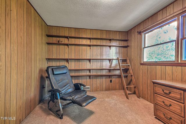 111 Skyline Drive, Bristol, TN 37620