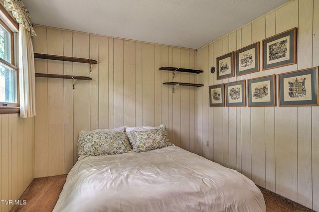 111 Skyline Drive, Bristol, TN 37620