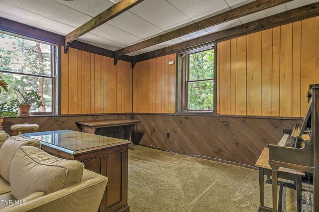 111 Skyline Drive, Bristol, TN 37620