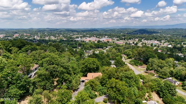 111 Skyline Drive, Bristol, TN 37620
