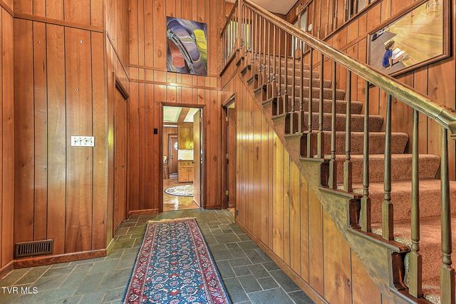 111 Skyline Drive, Bristol, TN 37620