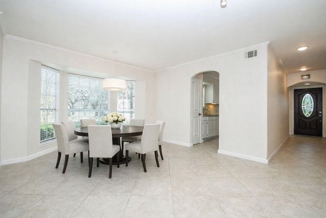 13240 Trail Hollow Drive 3240, Houston, TX 77079