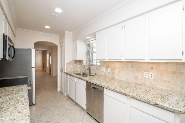 13240 Trail Hollow Drive 3240, Houston, TX 77079