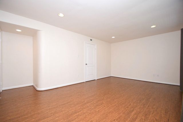 13240 Trail Hollow Drive 3240, Houston, TX 77079