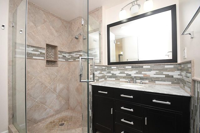 13240 Trail Hollow Drive 3240, Houston, TX 77079