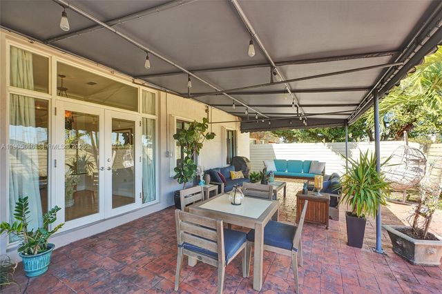 471 SW 92nd Psge, Miami, FL 33174