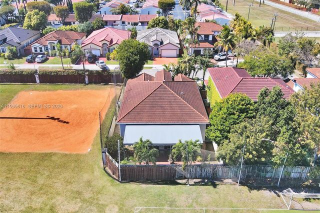 471 SW 92nd Psge, Miami, FL 33174