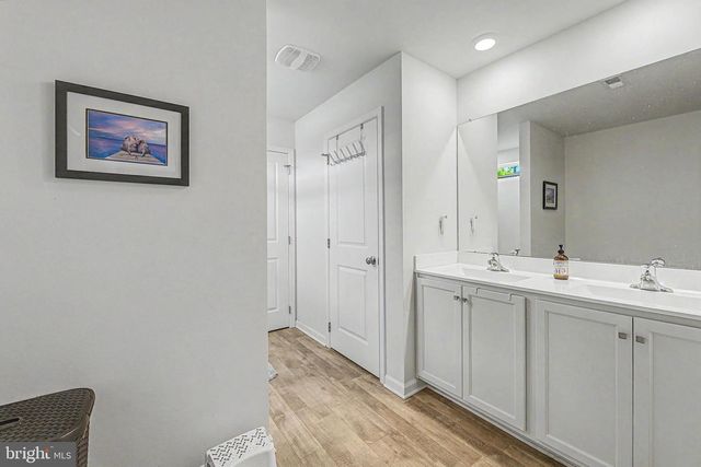 103 WILKSHIRE, Egg Harbor Township, NJ 08234