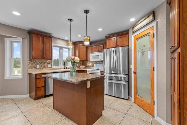 W8096 COUNTY ROAD MM, Wautoma, WI 54982
