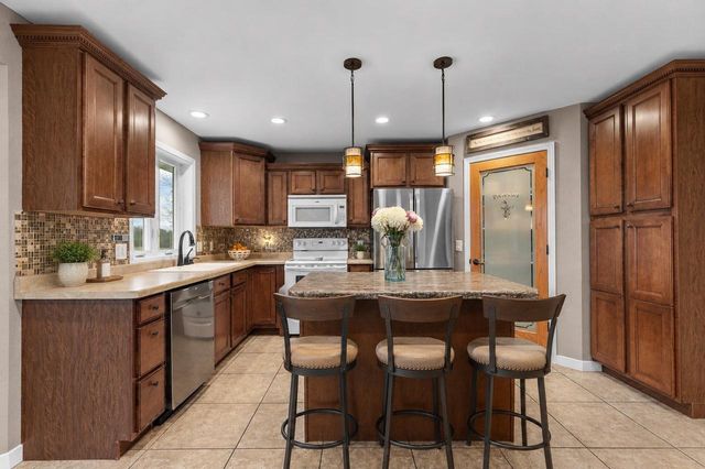 W8096 COUNTY ROAD MM, Wautoma, WI 54982