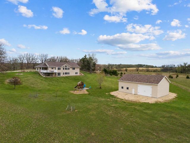 W8096 COUNTY ROAD MM, Wautoma, WI 54982