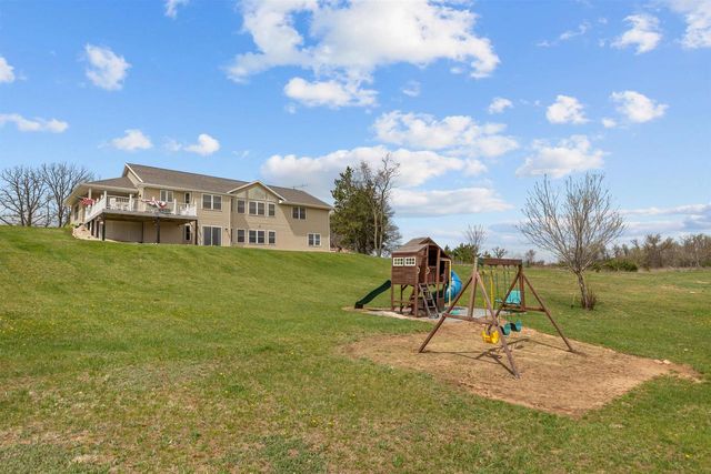 W8096 COUNTY ROAD MM, Wautoma, WI 54982