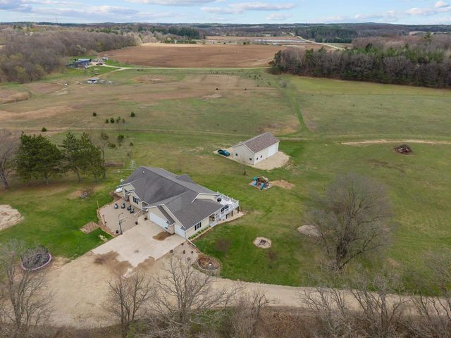 W8096 COUNTY ROAD MM, Wautoma, WI 54982