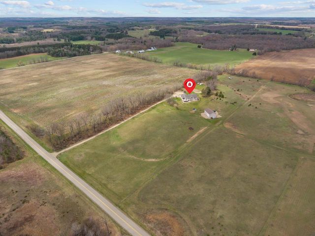 W8096 COUNTY ROAD MM, Wautoma, WI 54982